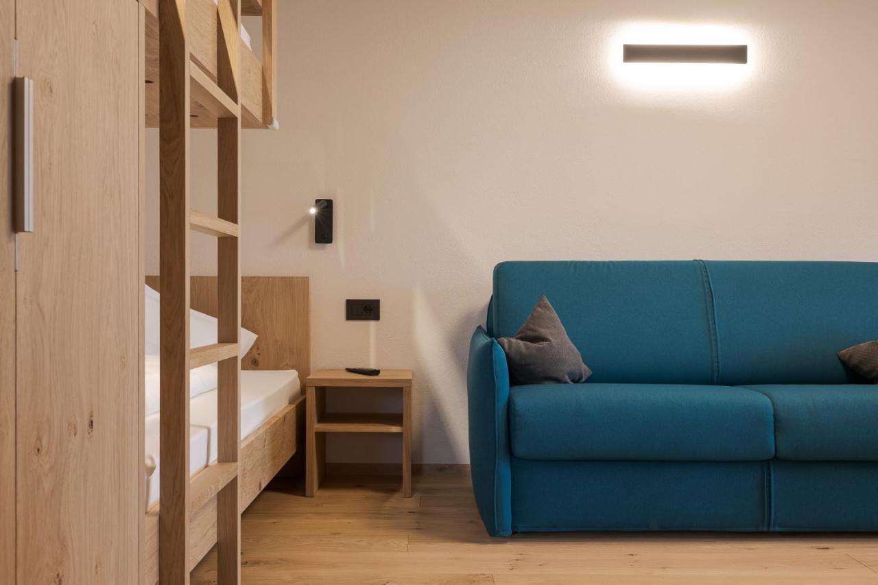 Aparthotel Abina Lana Hoehe Buitenkant foto