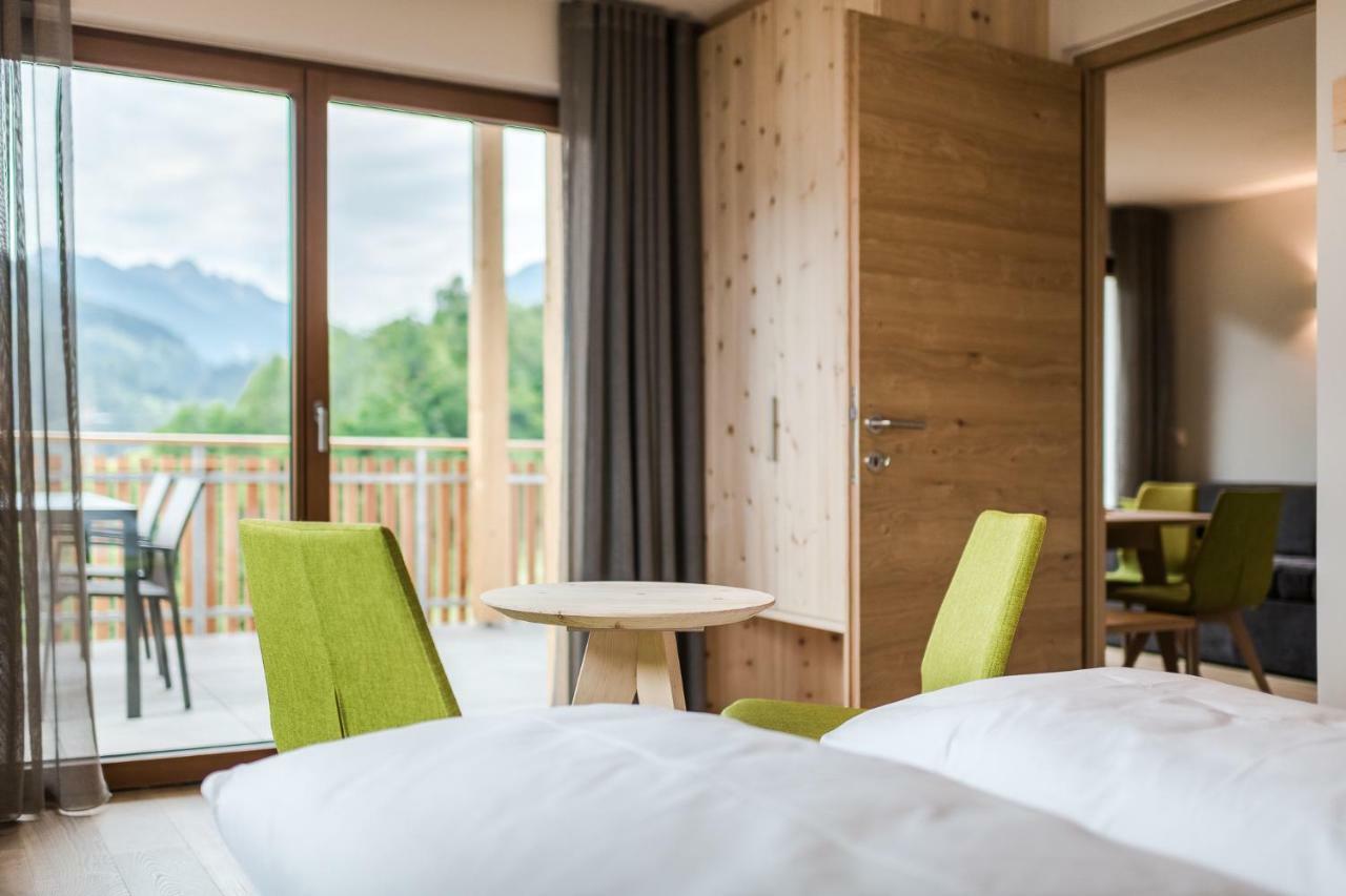 Aparthotel Abina Lana Hoehe Buitenkant foto