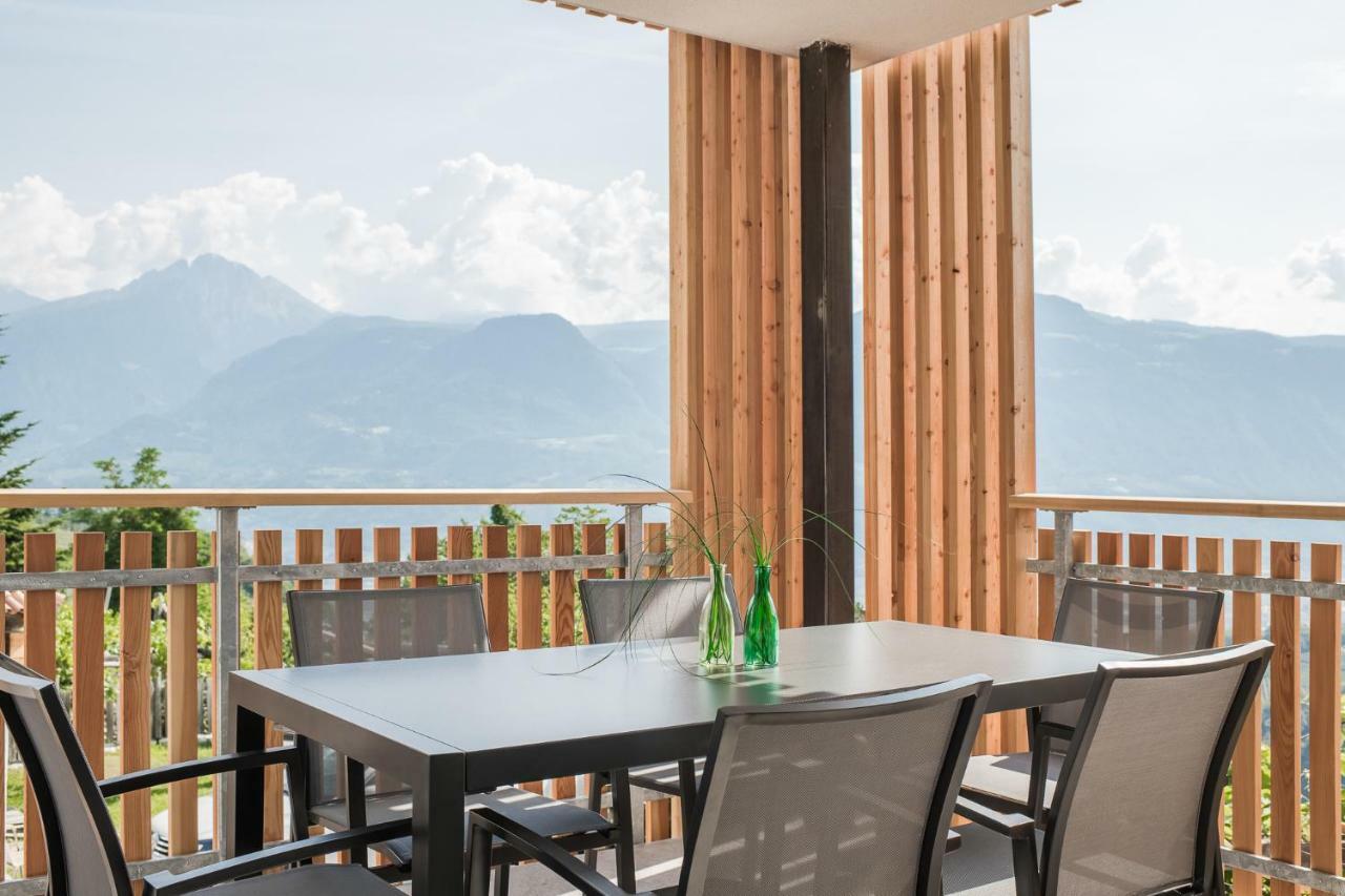 Aparthotel Abina Lana Hoehe Buitenkant foto